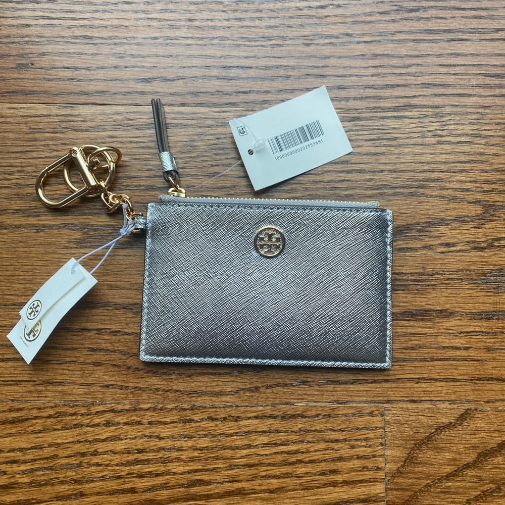 Tory Burch silver leather card case. BRAND NEW!